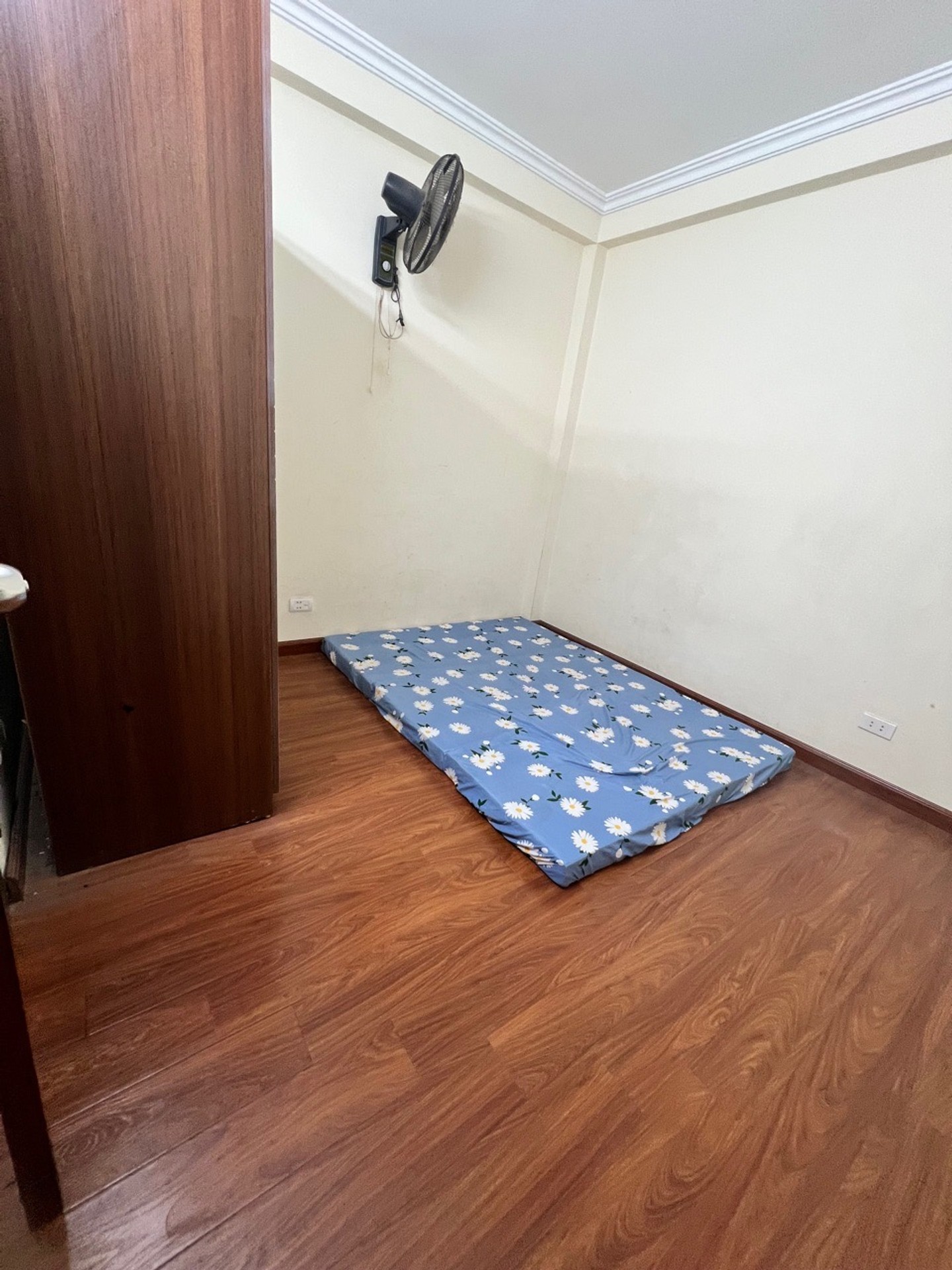 Bán nhà Tam Trinh - diện tích 25m2 4 tầng - ngõ 3 gác, cửa nhà SH quay đầu - giá 6,5 tỷ