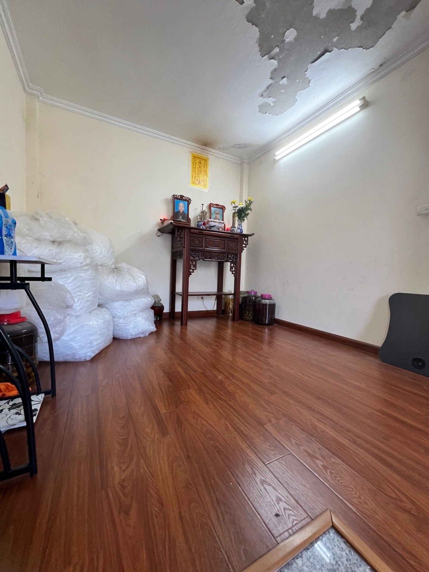 Bán nhà Tam Trinh - diện tích 25m2 4 tầng - ngõ 3 gác, cửa nhà SH quay đầu - giá 6,5 tỷ