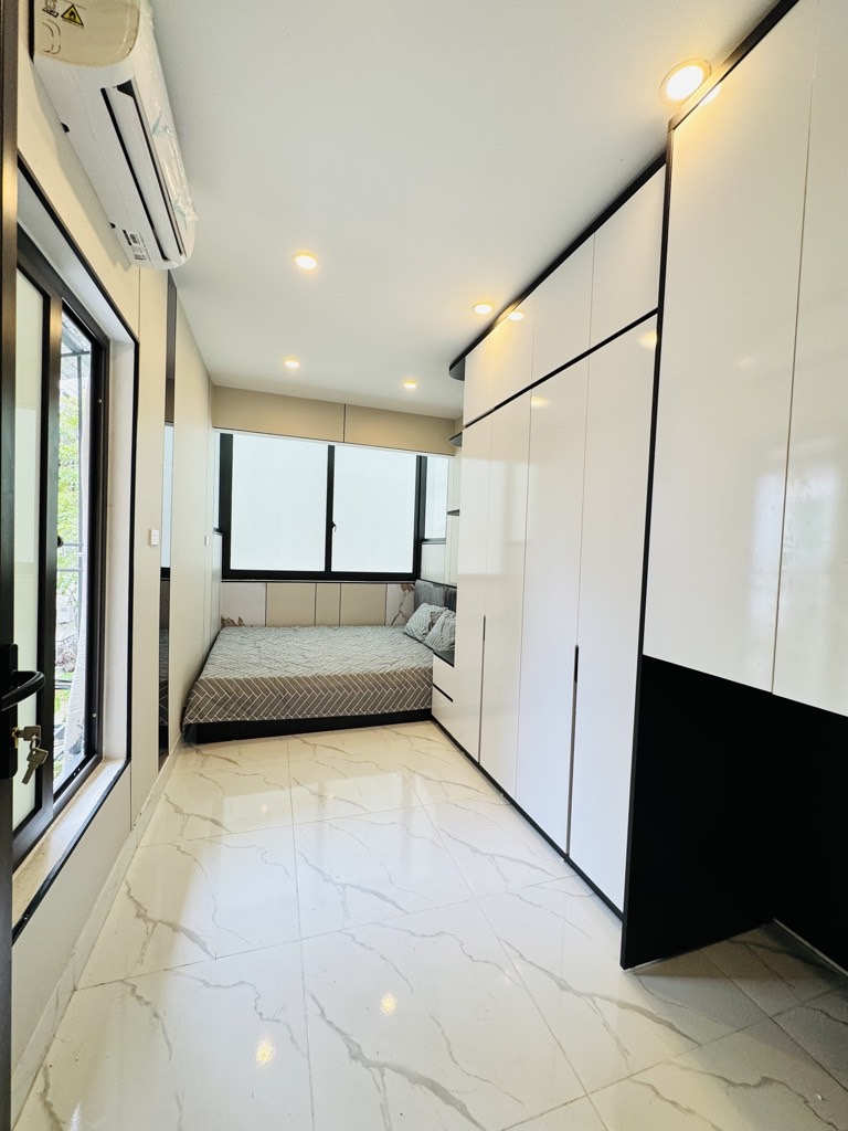 Bán nhà Đại La - diện tích 60m2 1 tầng - Nhà đẹp, đầy đủ nội thất - giá 3,96 tỷ