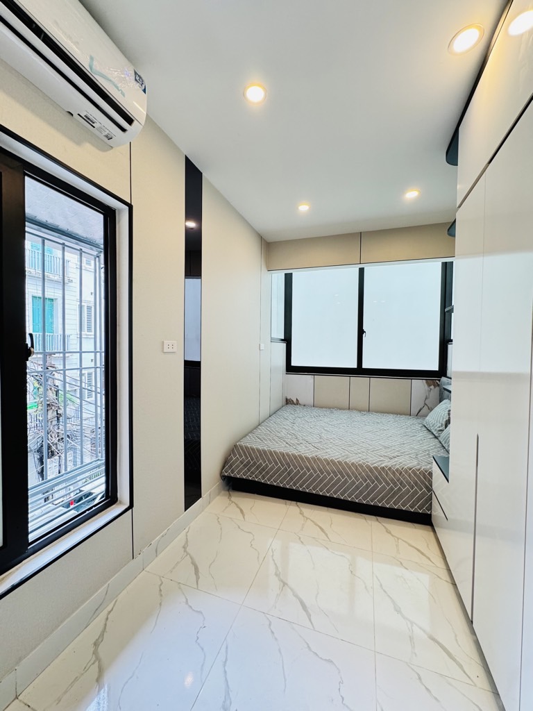 Bán nhà Đại La - diện tích 60m2 1 tầng - Nhà đẹp, đầy đủ nội thất - giá 3,96 tỷ