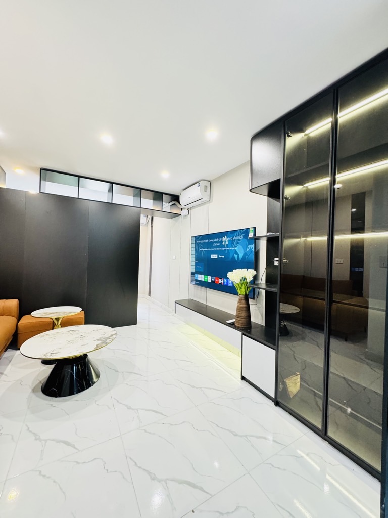 Bán nhà Đại La - diện tích 60m2 1 tầng - Nhà đẹp, đầy đủ nội thất - giá 3,96 tỷ