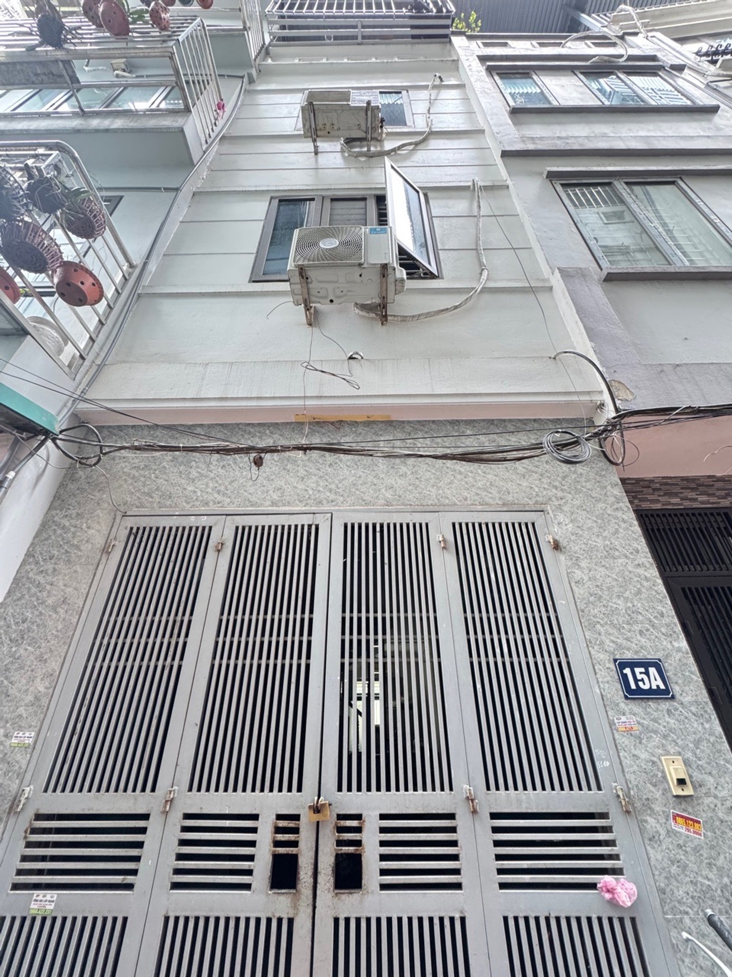 Bán nhà Thanh Lân - diện tích 34m2 4 tầng - Nhà đẹp, cho thuê 4 phòng - giá 5 tỷ
