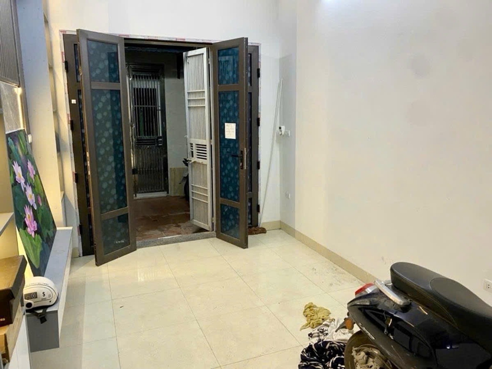 Bán nhà Thanh Lân - diện tích 34m2 4 tầng - Nhà đẹp, cho thuê 4 phòng - giá 5 tỷ