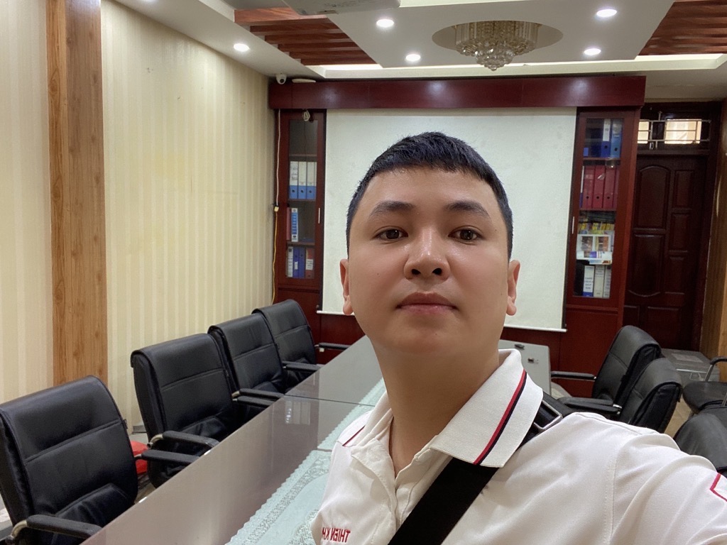 Bán nhà Bùi Huy Bích - diện tích 80m2 4 tầng - Ô tô tránh - giá 32 tỷ