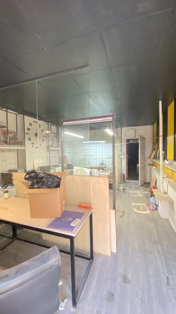 Bán nhà Bùi Huy Bích - diện tích 80m2 4 tầng - Ô tô tránh - giá 32 tỷ