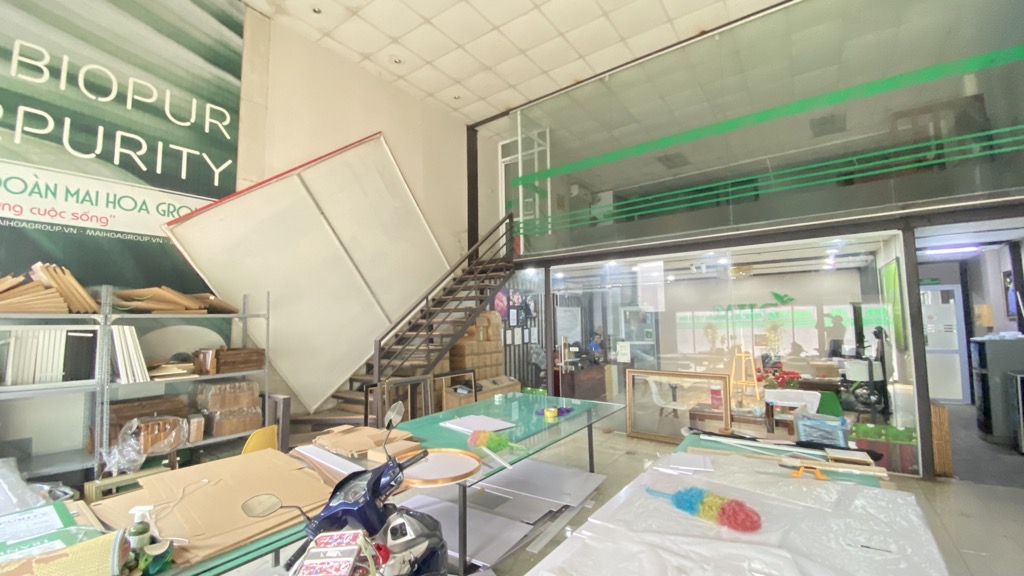 Bán nhà Bùi Huy Bích - diện tích 80m2 4 tầng - Ô tô tránh - giá 32 tỷ