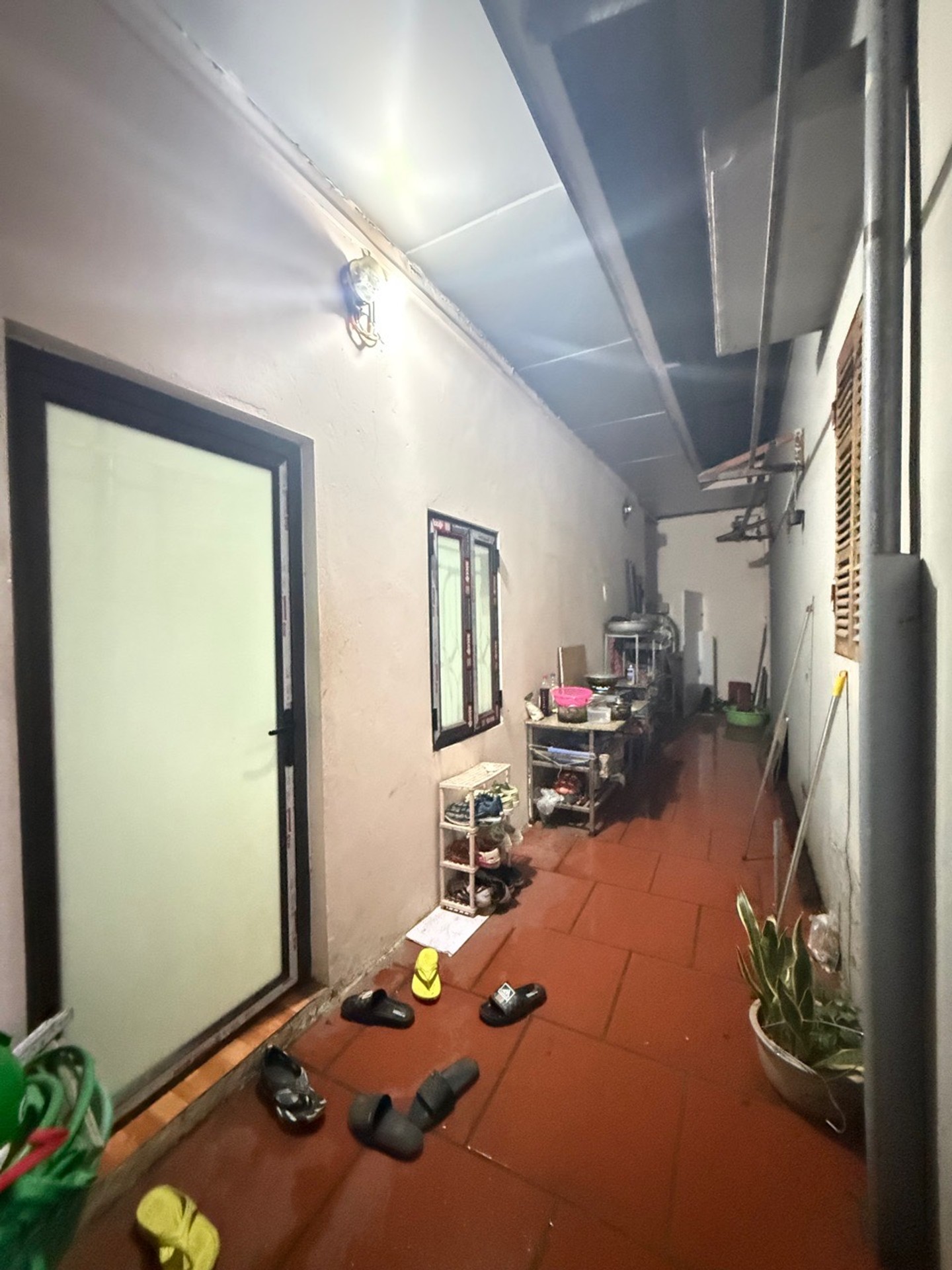 Bán nhà Lĩnh Nam - diện tích 71m2 2 tầng - 2 mặt ngõ thông - giá 13,5 tỷ