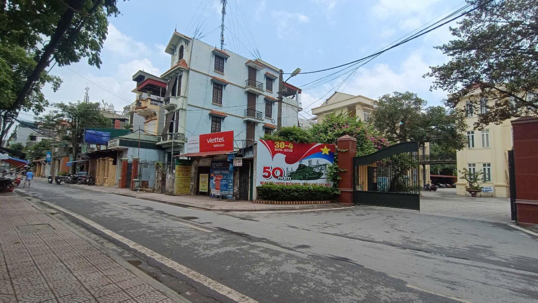 Bán nhà Thanh Đàm - diện tích 175m2 1 tầng - Mặt phố lớn, kinh doanh sầm uất - giá 37,5 tỷ