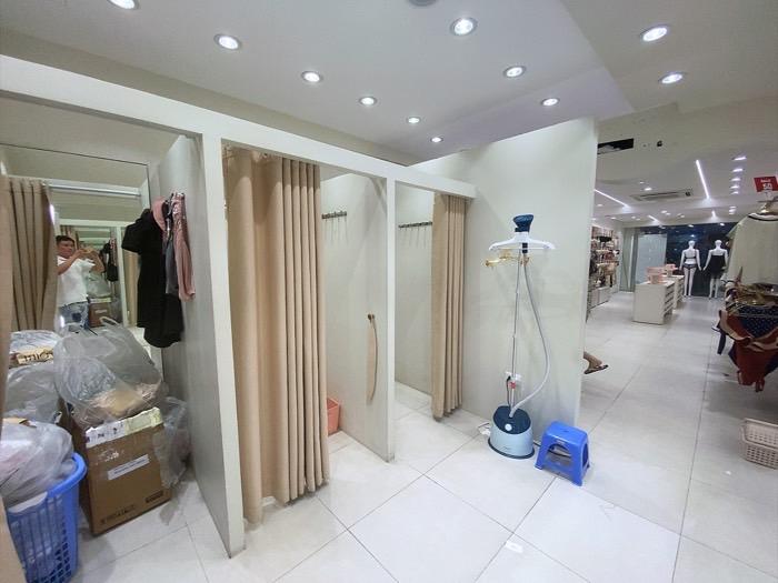 Bán nhà Phạm Ngọc Thạch - diện tích 130m2 2 tầng - mặt phố kinh doanh - giá 22,6 tỷ