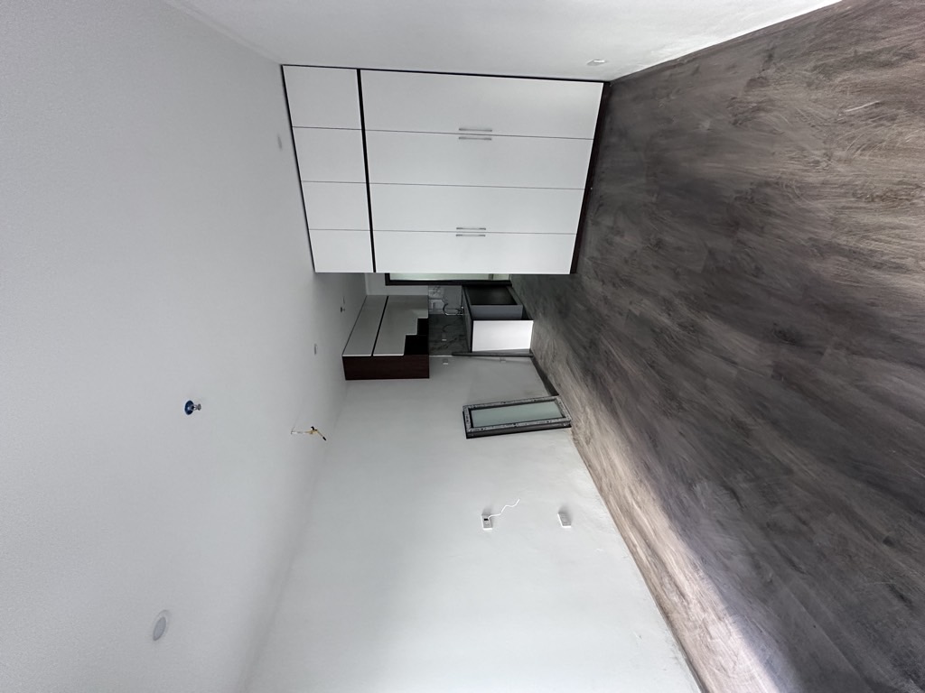 Bán nhà Ngõ Lan Bá - diện tích 130m2 8 tầng - Thoáng trước, sau - giá 40 tỷ