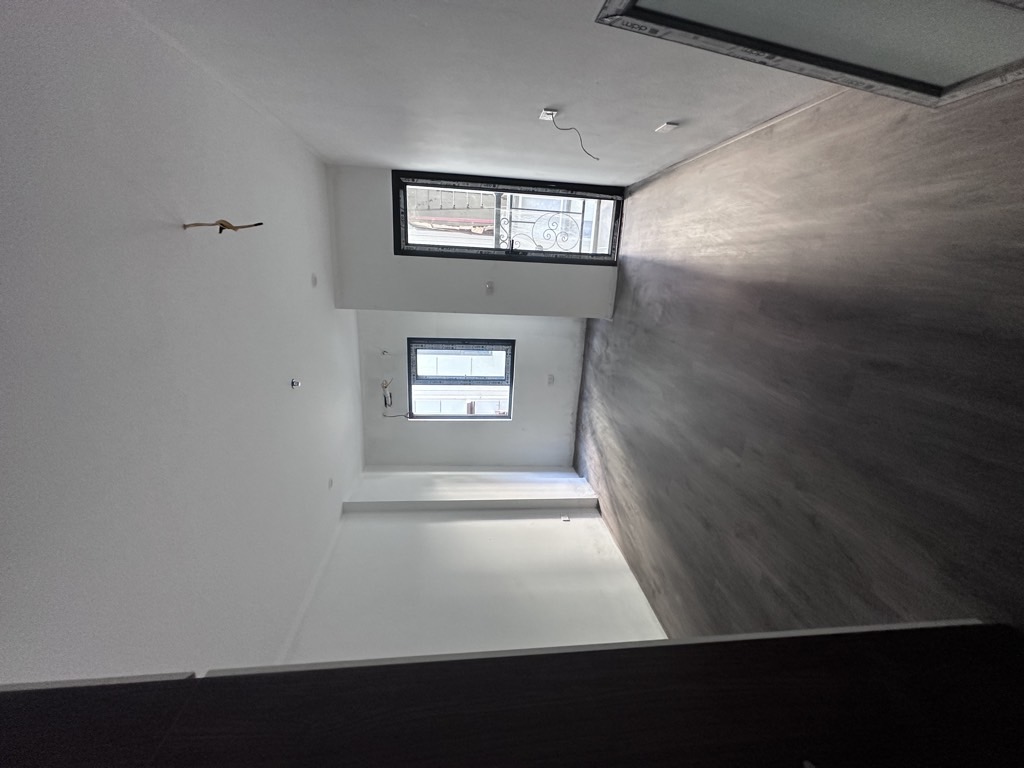 Bán nhà Ngõ Lan Bá - diện tích 130m2 8 tầng - Thoáng trước, sau - giá 40 tỷ