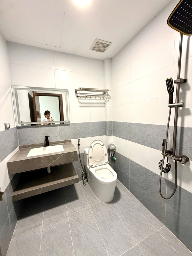 Bán nhà Giáp Nhị - diện tích 50m2 6 tầng - Ô tô đỗ cổng - giá 14,5 tỷ