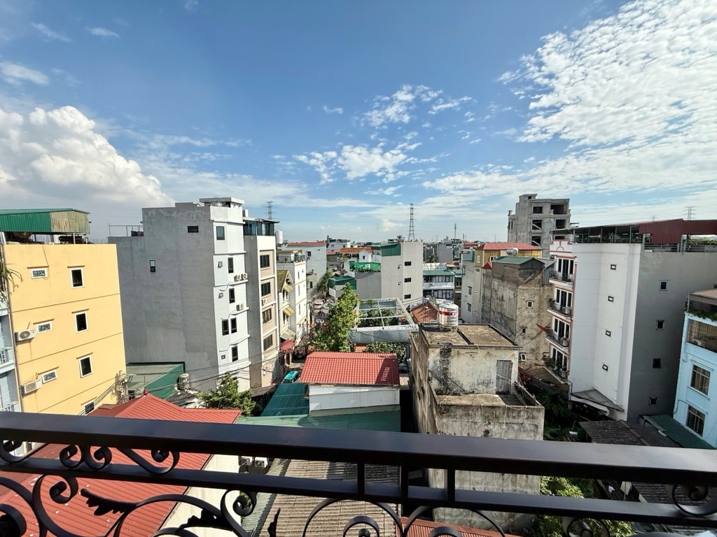 Bán nhà Giáp Nhị - diện tích 50m2 6 tầng - Ô tô đỗ cổng - giá 14,5 tỷ