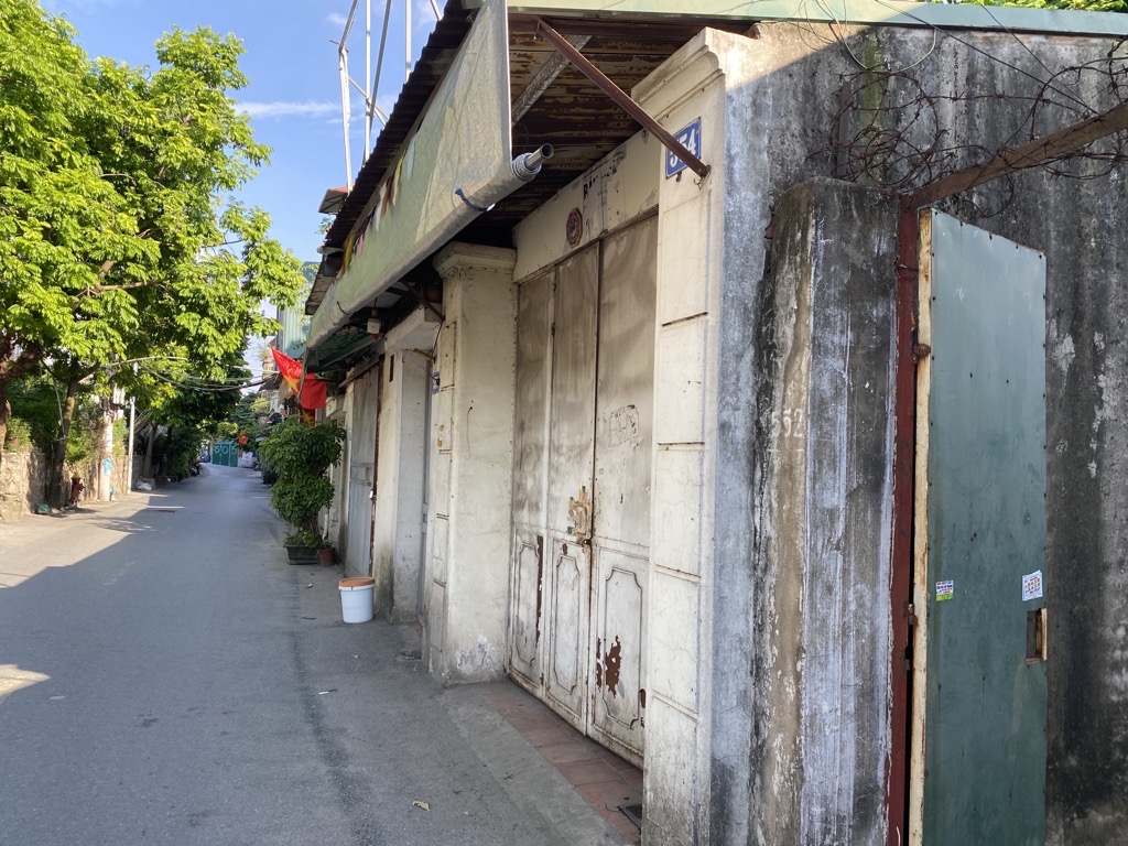 Bán nhà Nguyễn Khoái - diện tích 52m2 1 tầng - LÔ GÓC - Ô TÔ VÀO NHÀ - giá 3,5 tỷ