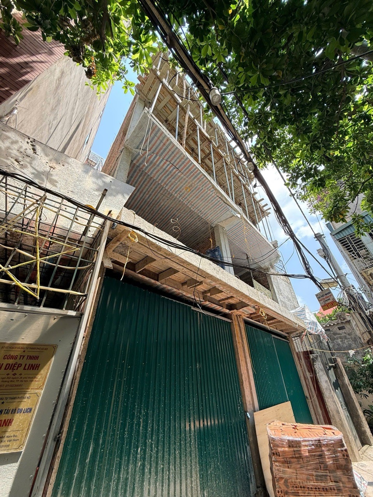 Bán nhà Nam Dư - diện tích 40m2 6 tầng - Thang máy, ngõ rộng thoáng - giá 11,5 tỷ