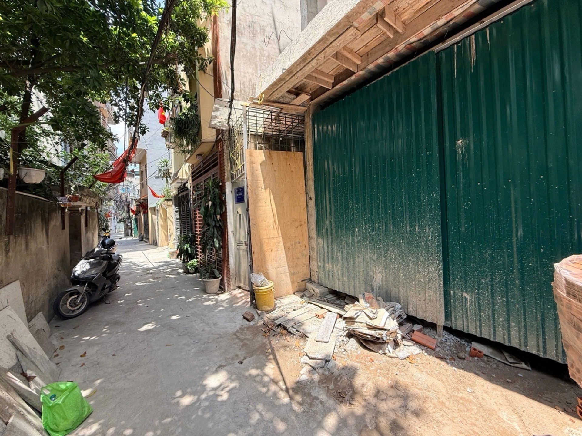 Bán nhà Nam Dư - diện tích 40m2 6 tầng - Thang máy, ngõ rộng thoáng - giá 11,5 tỷ