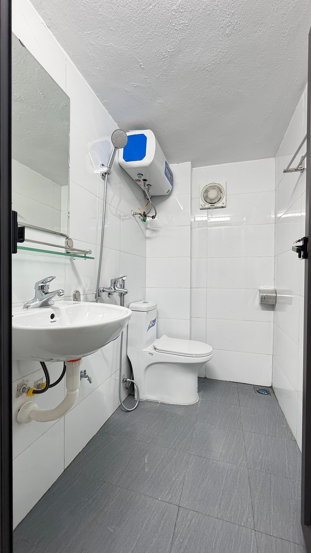 Bán nhà Giải Phóng - diện tích 36m2 2 tầng - Nhà sổ chung, ngõ thông - giá 4,3 tỷ