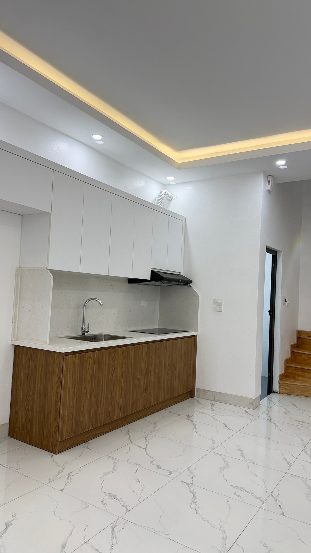 Bán nhà Giải Phóng - diện tích 36m2 2 tầng - Nhà sổ chung, ngõ thông - giá 4,3 tỷ