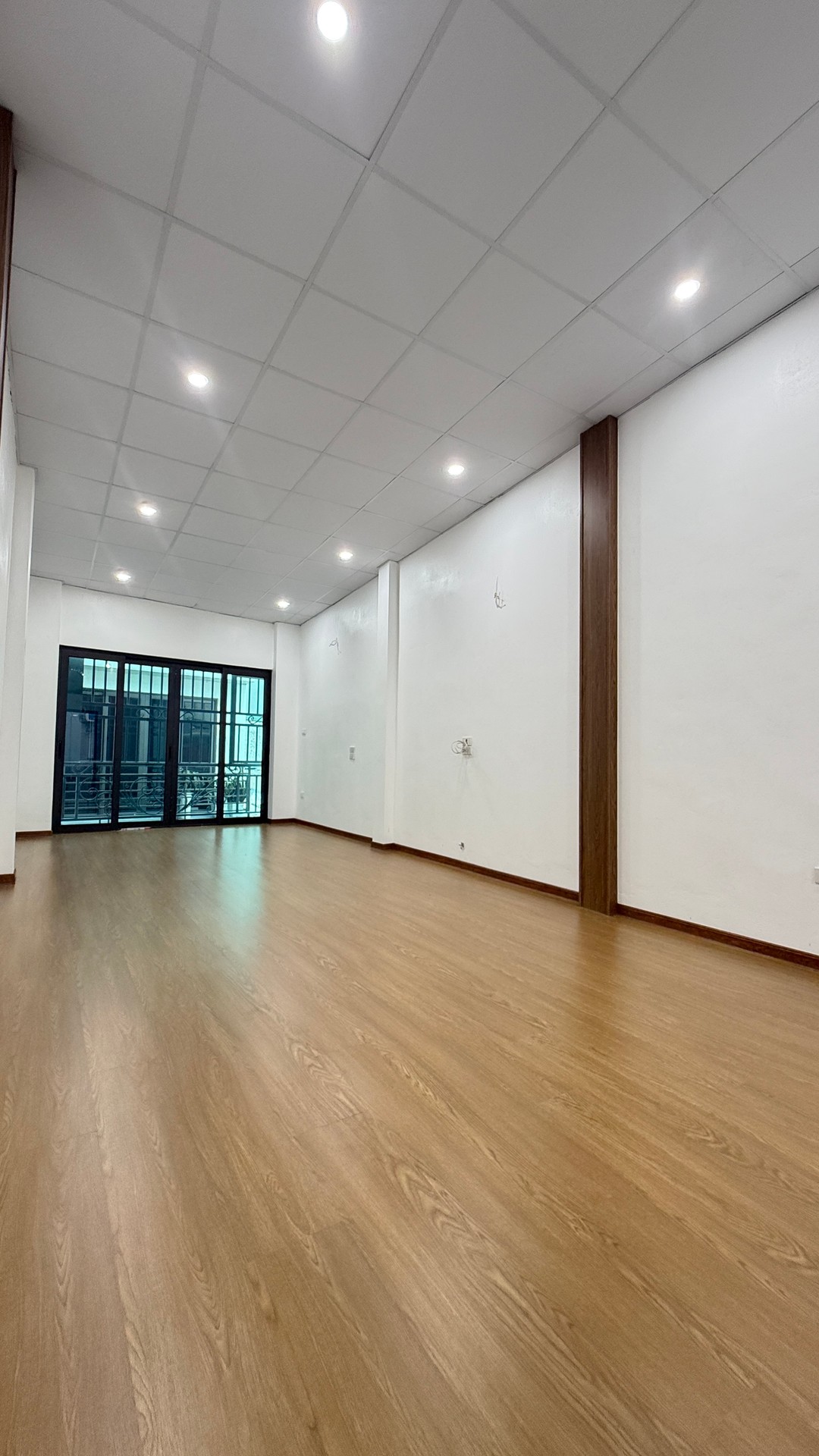 Bán nhà Giải Phóng - diện tích 36m2 2 tầng - Nhà sổ chung, ngõ thông - giá 4,3 tỷ