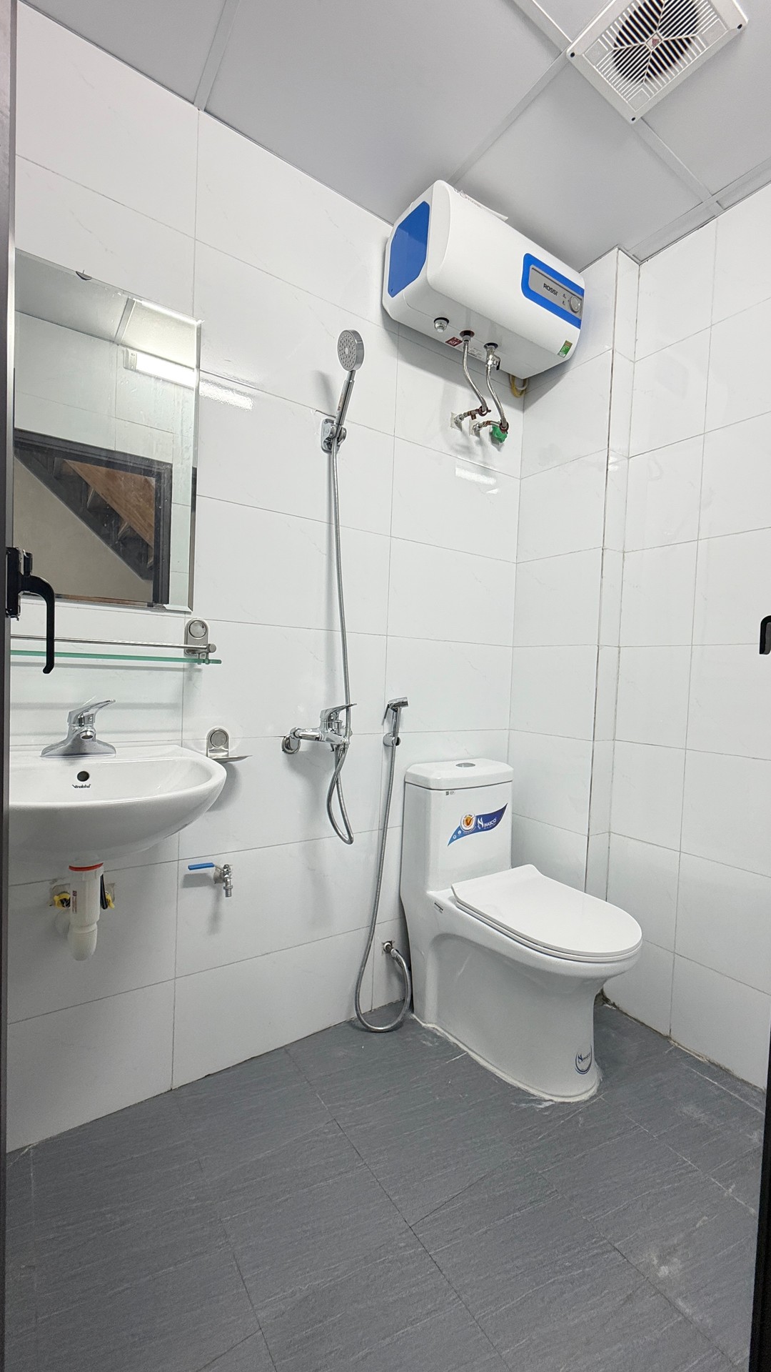 Bán nhà Giải Phóng - diện tích 36m2 2 tầng - Nhà sổ chung, ngõ thông - giá 4,3 tỷ