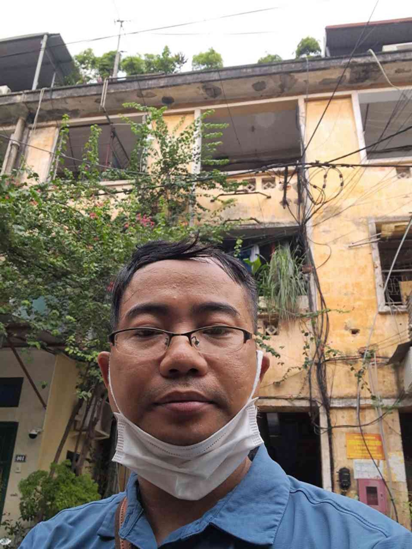 Bán nhà Tập thể Bưu Điện - diện tích 23m2 1 tầng - Căn hộ tầng 2 - giá 1,15 tỷ