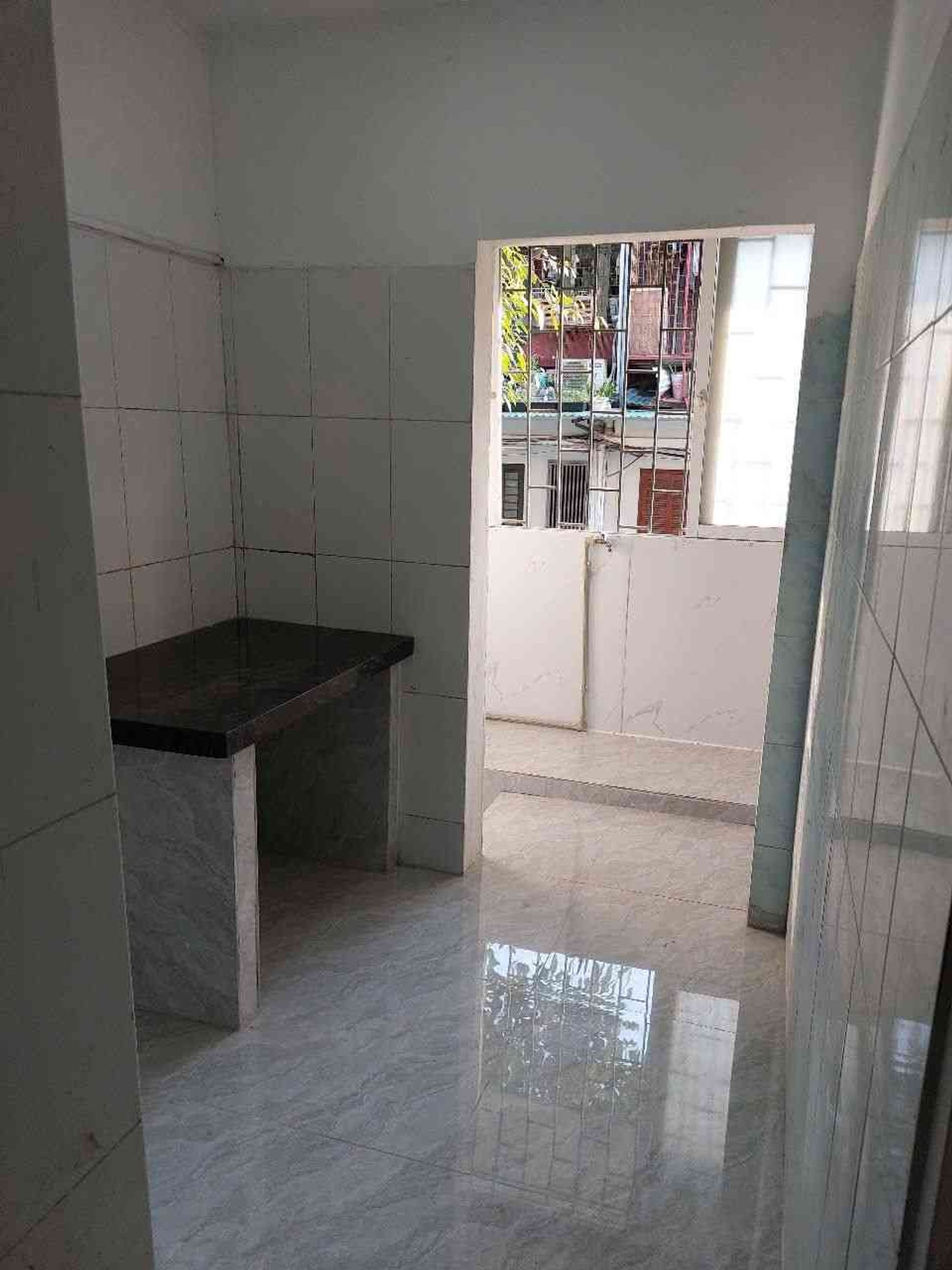 Bán nhà Tập thể Bưu Điện - diện tích 23m2 1 tầng - Căn hộ tầng 2 - giá 1,15 tỷ