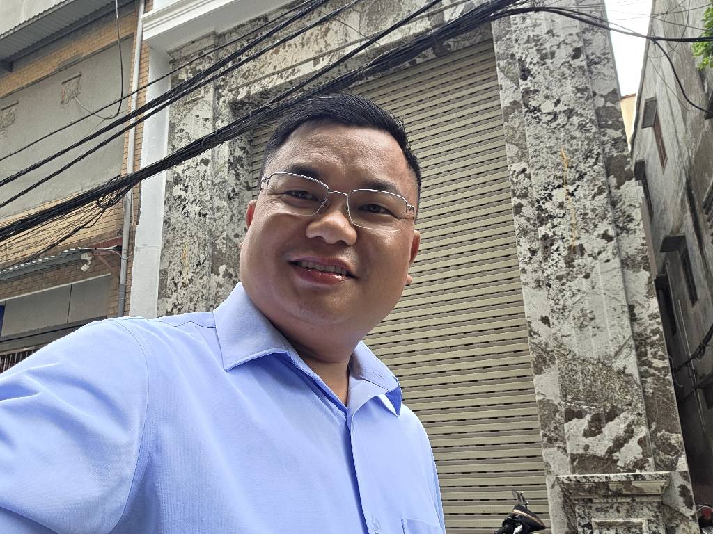 Bán nhà Yên Lạc - diện tích 51m2 7 tầng - Lô góc - giá 28 tỷ