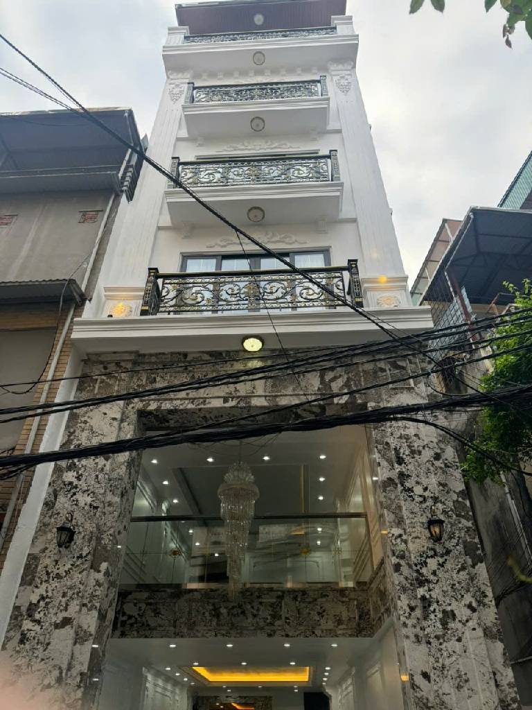 Bán nhà Yên Lạc - diện tích 51m2 7 tầng - Lô góc - giá 28 tỷ