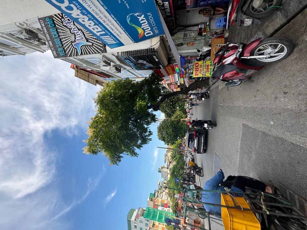 Bán nhà Kim Ngưu - diện tích 160m2 1 tầng - Mặt phố kinh doanh sầm uất - giá 37,5 tỷ