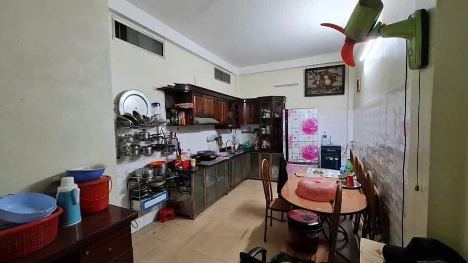 Bán nhà Định Công Thượng - diện tích 53m2 4 tầng - ô tô tránh - giá 10,4 tỷ