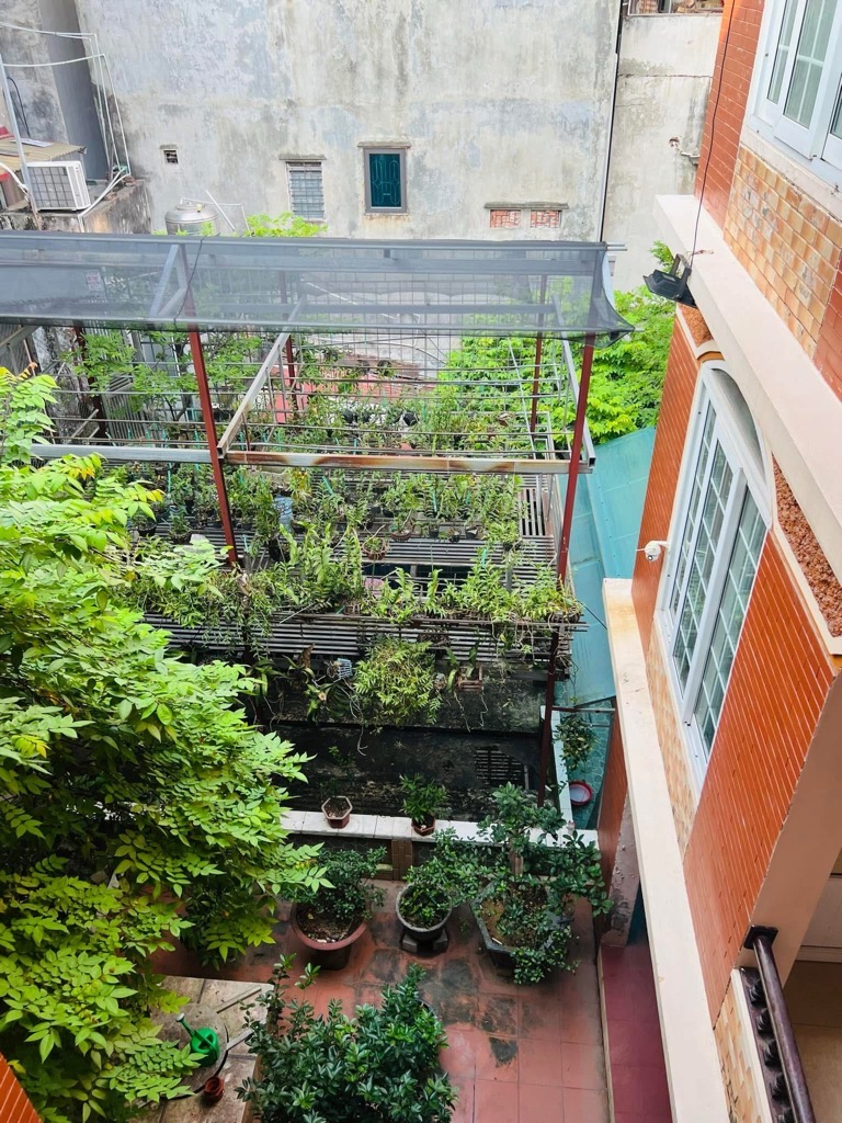 Bán nhà Nguyễn Khoái - diện tích 225m2 3 tầng - Mặt ngõ ô tô - giá 36 tỷ