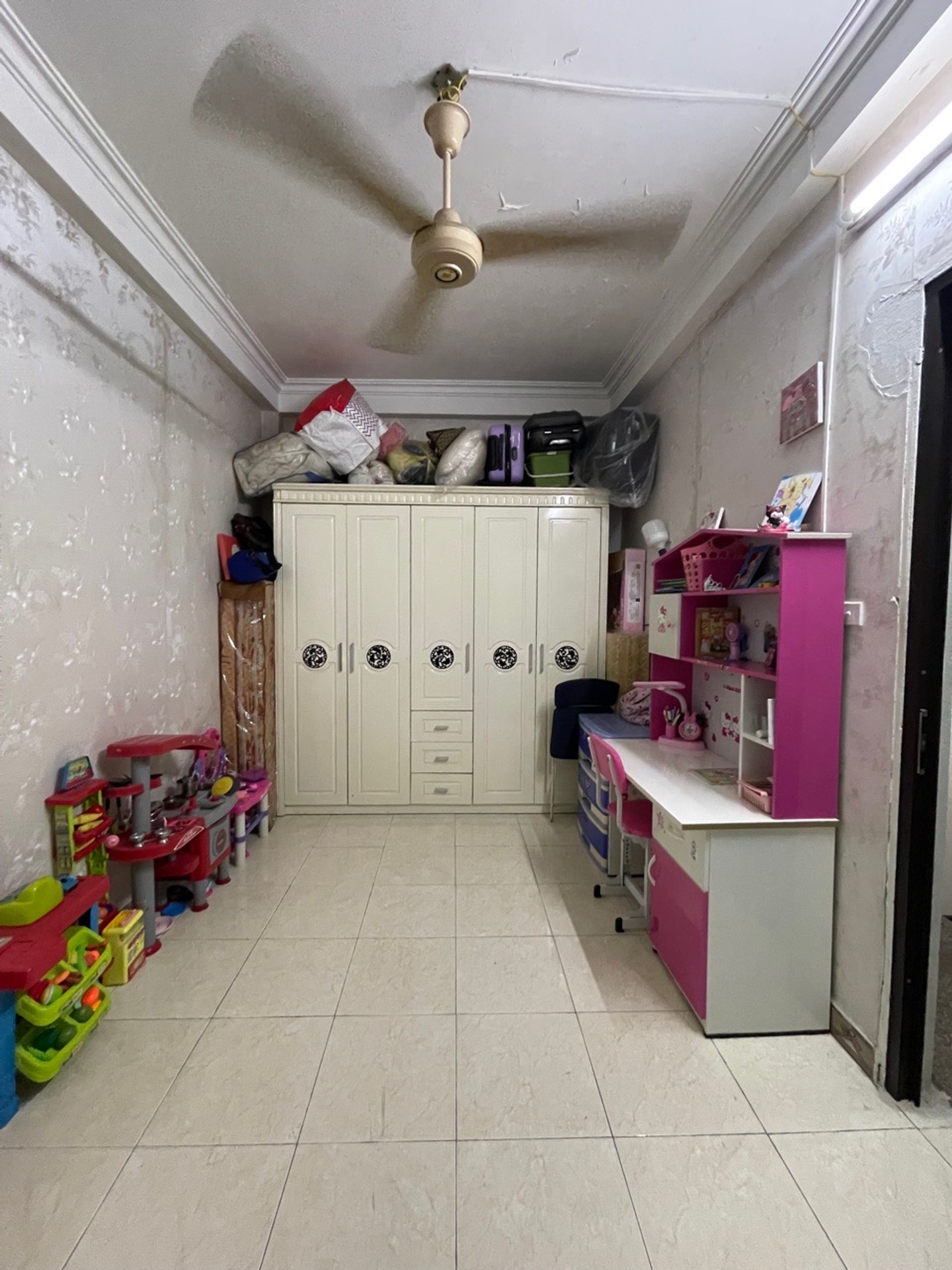 Bán nhà Hòa Bình - diện tích 20m2 4 tầng - Nhà dân xây chắc chắn - giá 5,7 tỷ