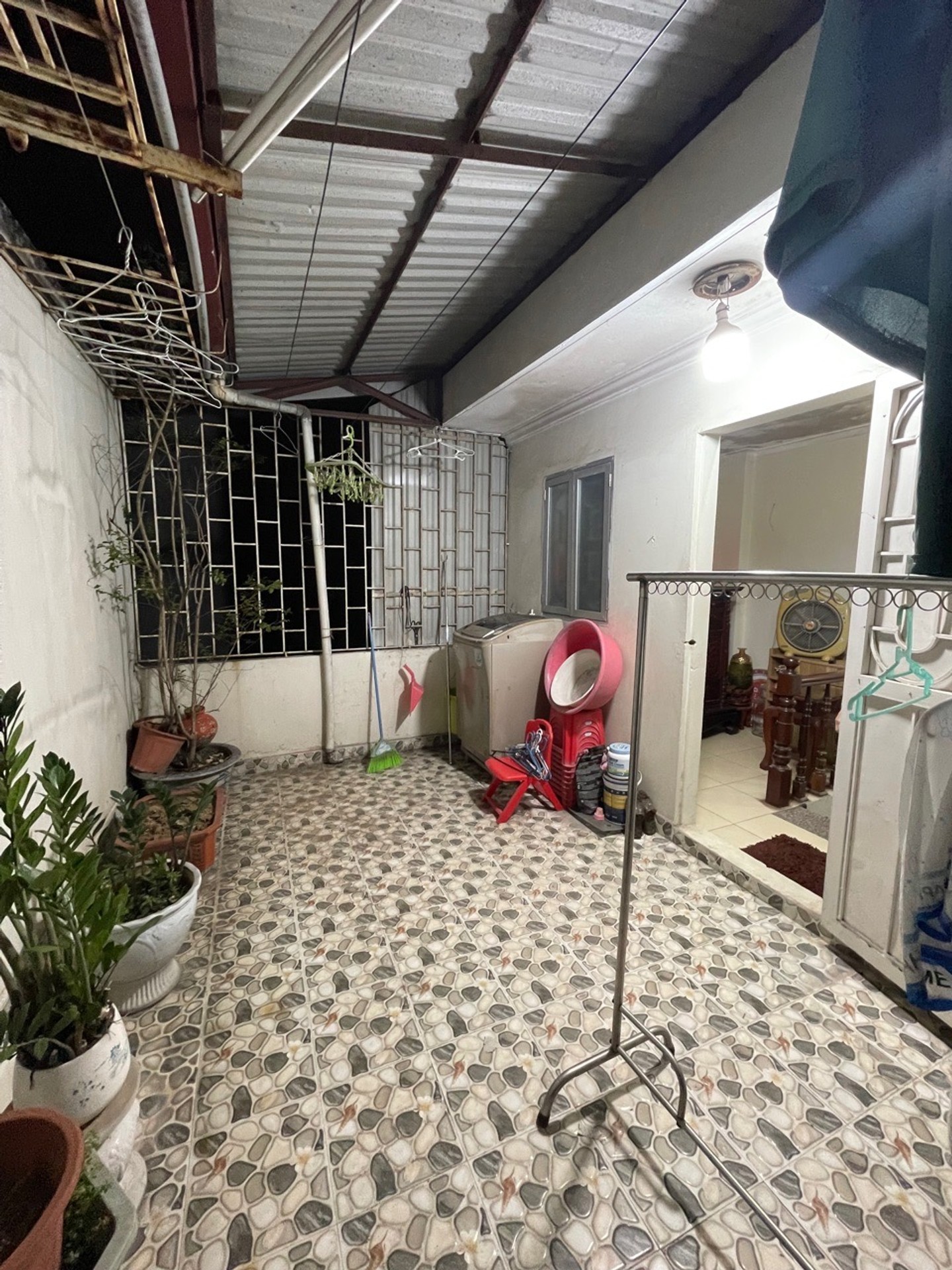 Bán nhà Hòa Bình - diện tích 20m2 4 tầng - Nhà dân xây chắc chắn - giá 5,7 tỷ