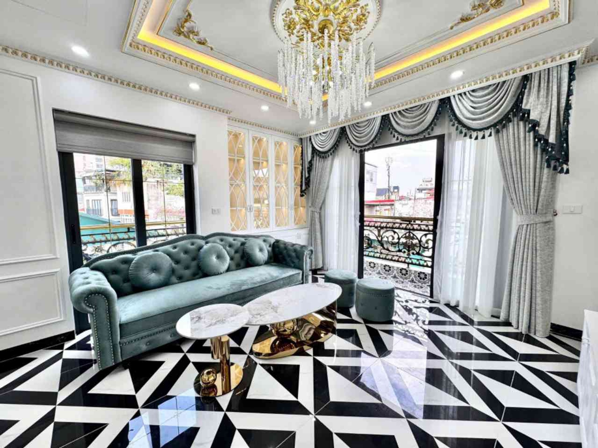 Bán nhà Yên Lạc - diện tích 51m2 7 tầng - Lô góc hiếm - giá 26,5 tỷ