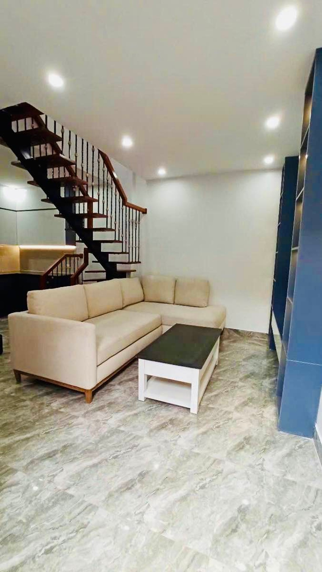 Bán nhà Tân Khai - diện tích 39m2 2 tầng - ÔTÔ ĐỖ CỔNG - giá 2,5 tỷ