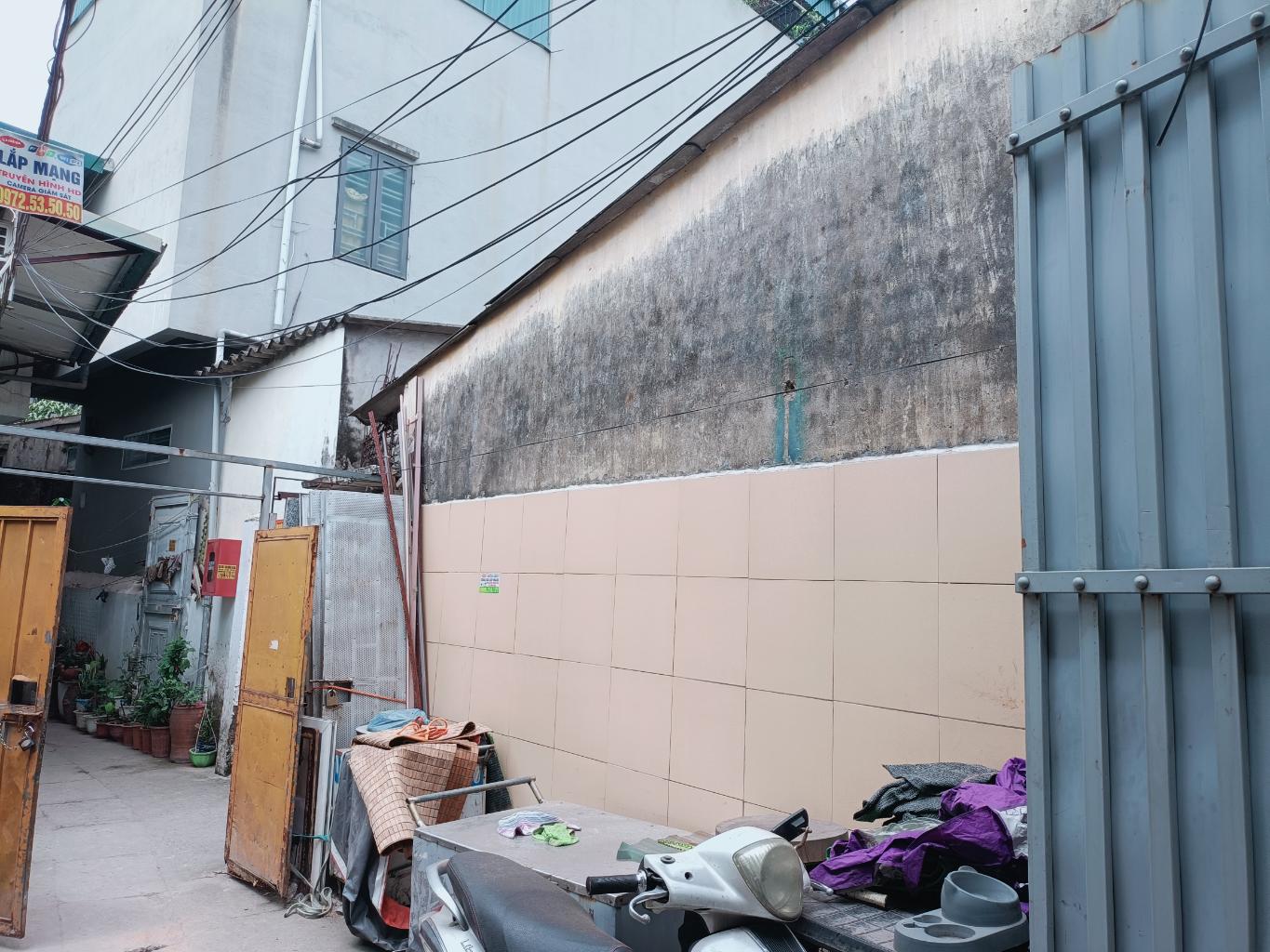 Bán nhà Trịnh Đình Cửu - diện tích 116m2 1 tầng - Nhà ở ngõ, gần mặt phố - giá 6,3 tỷ