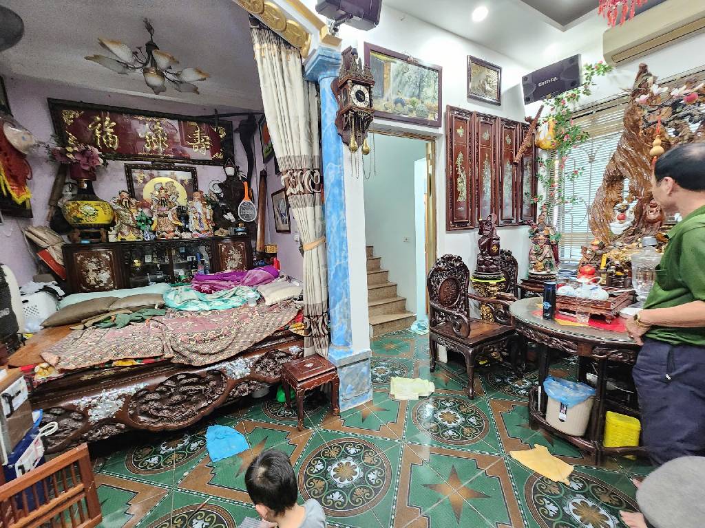 Bán nhà Trương Định - diện tích 24m2 4 tầng - Nhà đẹp ngõ thông - giá 4,85 tỷ