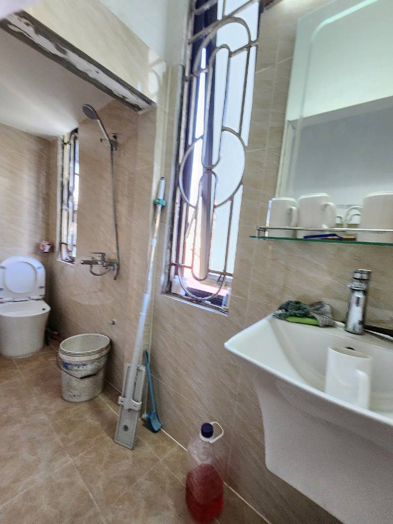 Bán nhà Trương Định - diện tích 24m2 4 tầng - Nhà đẹp ngõ thông - giá 4,85 tỷ