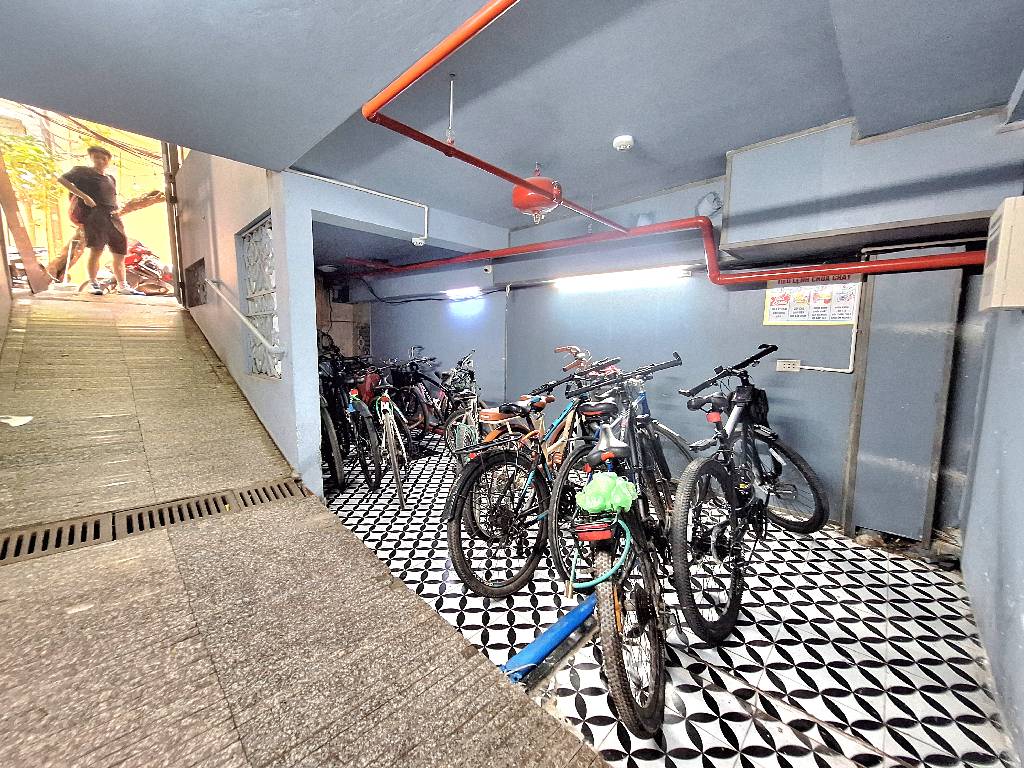 Bán nhà Kim Ngưu - diện tích 94m2 9 tầng - Thang máy - giá 35 tỷ