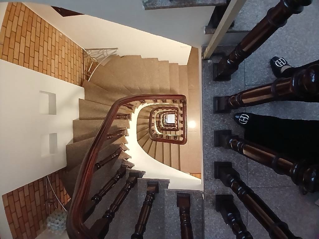 Bán nhà Thanh Nhàn - diện tích 76m2 7 tầng - Mặt phố kinh doanh đỉnh - giá 42 tỷ