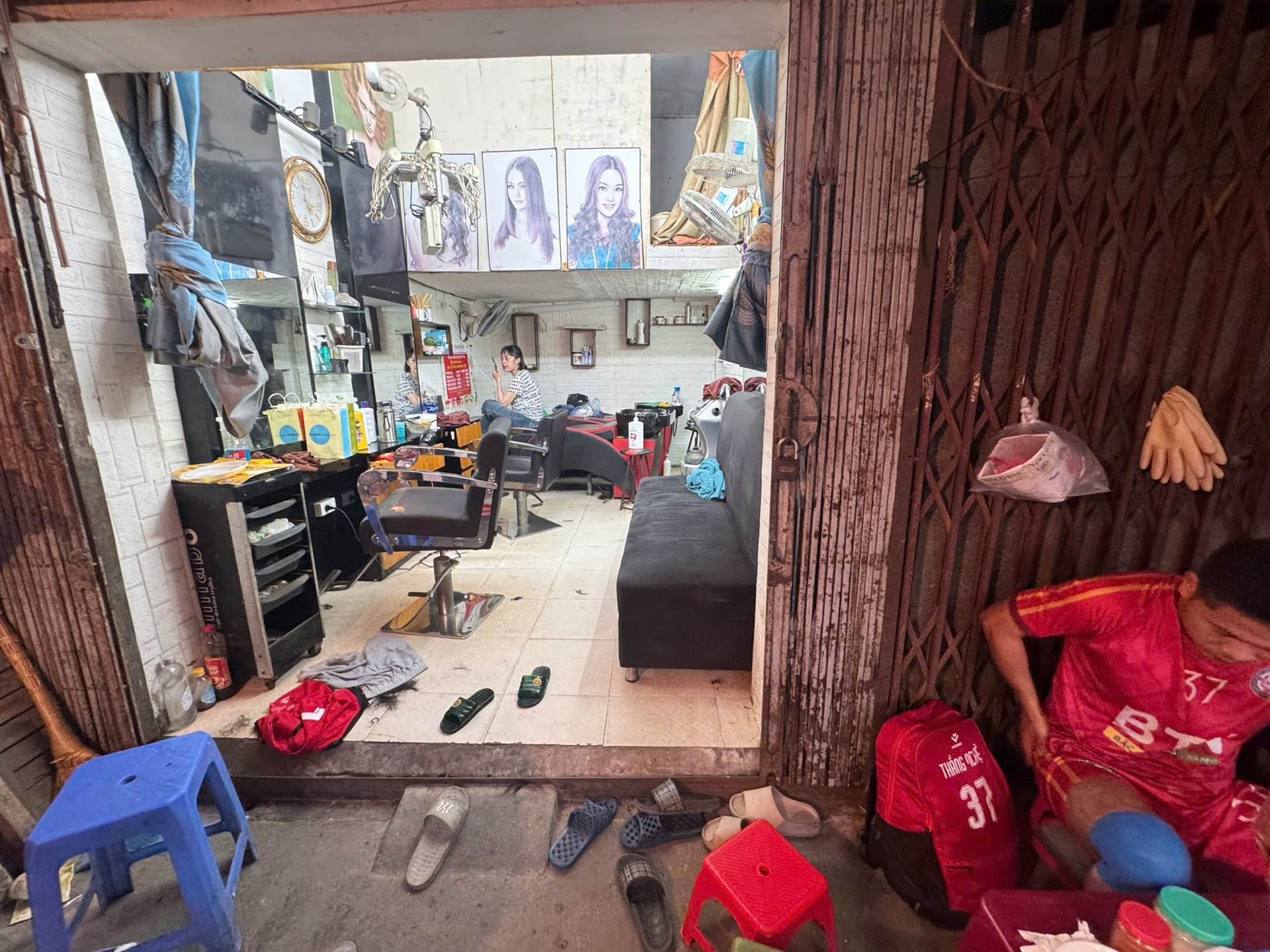 Bán nhà Quan Nhân - diện tích 123m2 1 tầng - Mặt ngõ ô tô thông kinh doanh - giá 32,5 tỷ