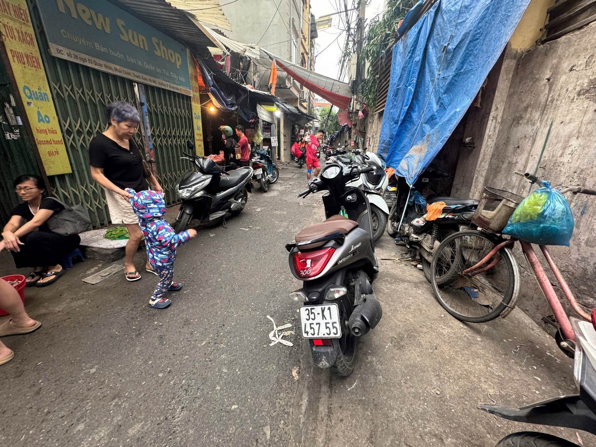 Bán nhà Quan Nhân - diện tích 123m2 1 tầng - Mặt ngõ ô tô thông kinh doanh - giá 32,5 tỷ