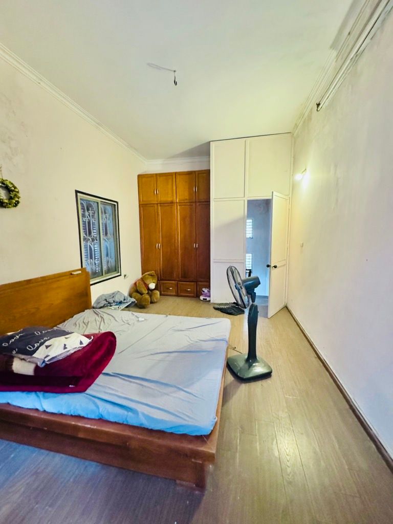 Bán nhà Thái Thịnh - diện tích 39m2 3 tầng - Bán đất tặng nhà - giá 10,2 tỷ
