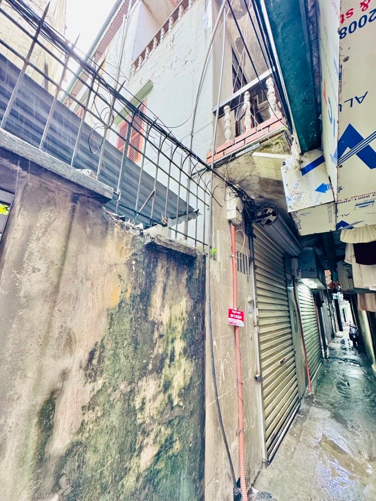 Bán nhà Thái Thịnh - diện tích 39m2 3 tầng - Bán đất tặng nhà - giá 10,2 tỷ