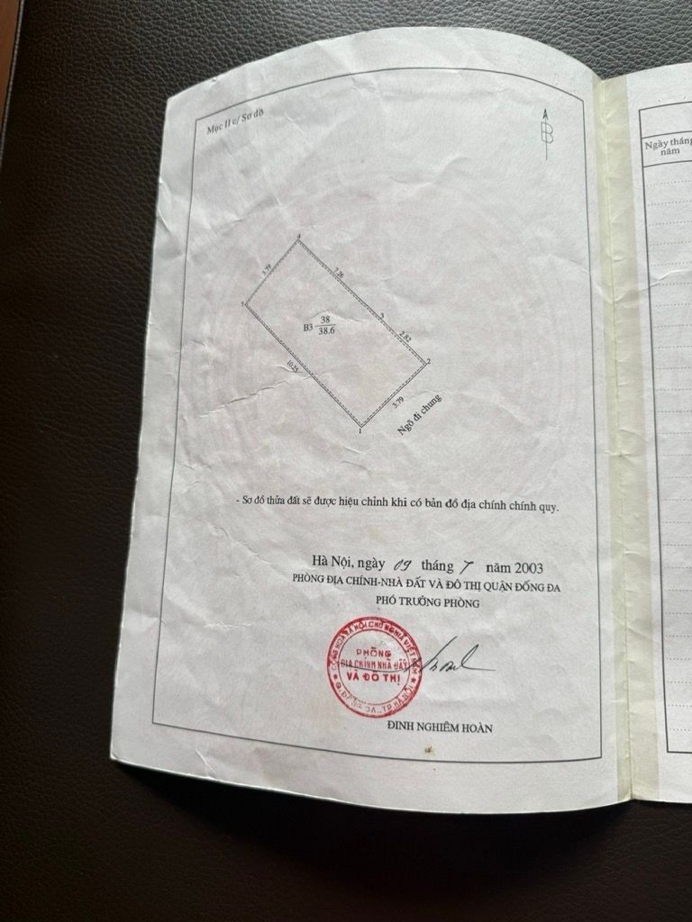 Bán nhà Thái Thịnh - diện tích 39m2 3 tầng - Bán đất tặng nhà - giá 10,2 tỷ