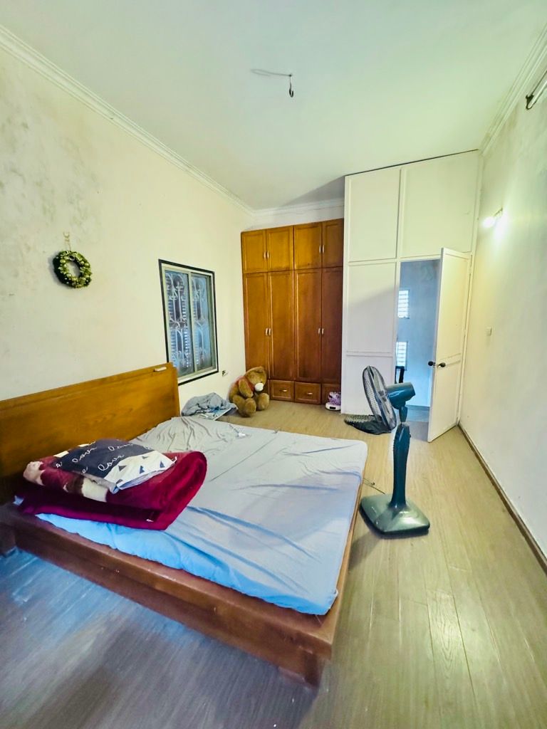 Bán nhà Thái Thịnh - diện tích 39m2 3 tầng - Bán đất tặng nhà - giá 10,2 tỷ