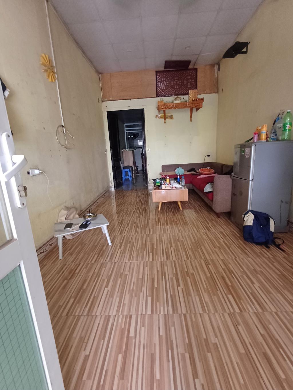 Bán nhà Lĩnh Nam - diện tích 56m2 1 tầng - ô tô qua nhà - giá 1,4 tỷ