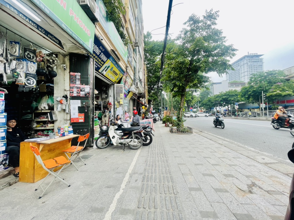 Bán nhà Giảng Võ - diện tích 50m2 4 tầng - Kinh doanh đa thể loại - giá 33 tỷ