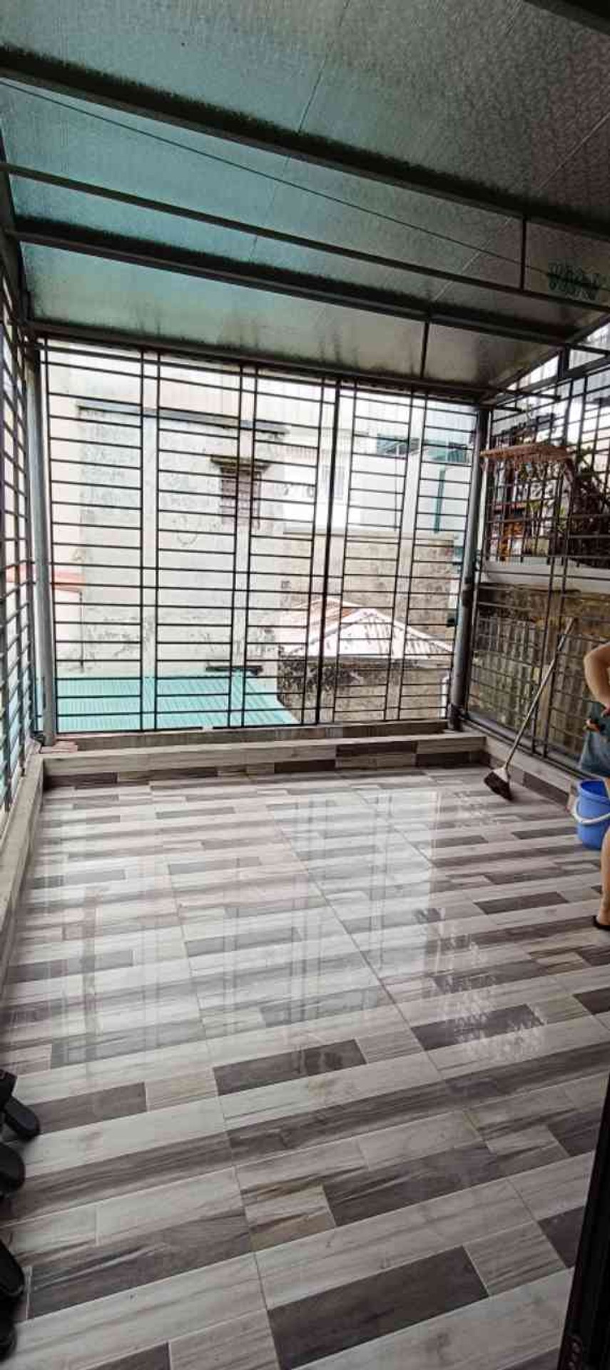 Bán nhà chùa Liên phái - diện tích 25m2 4 tầng - Ngõ thông ô tô tránh - giá 6,5 tỷ