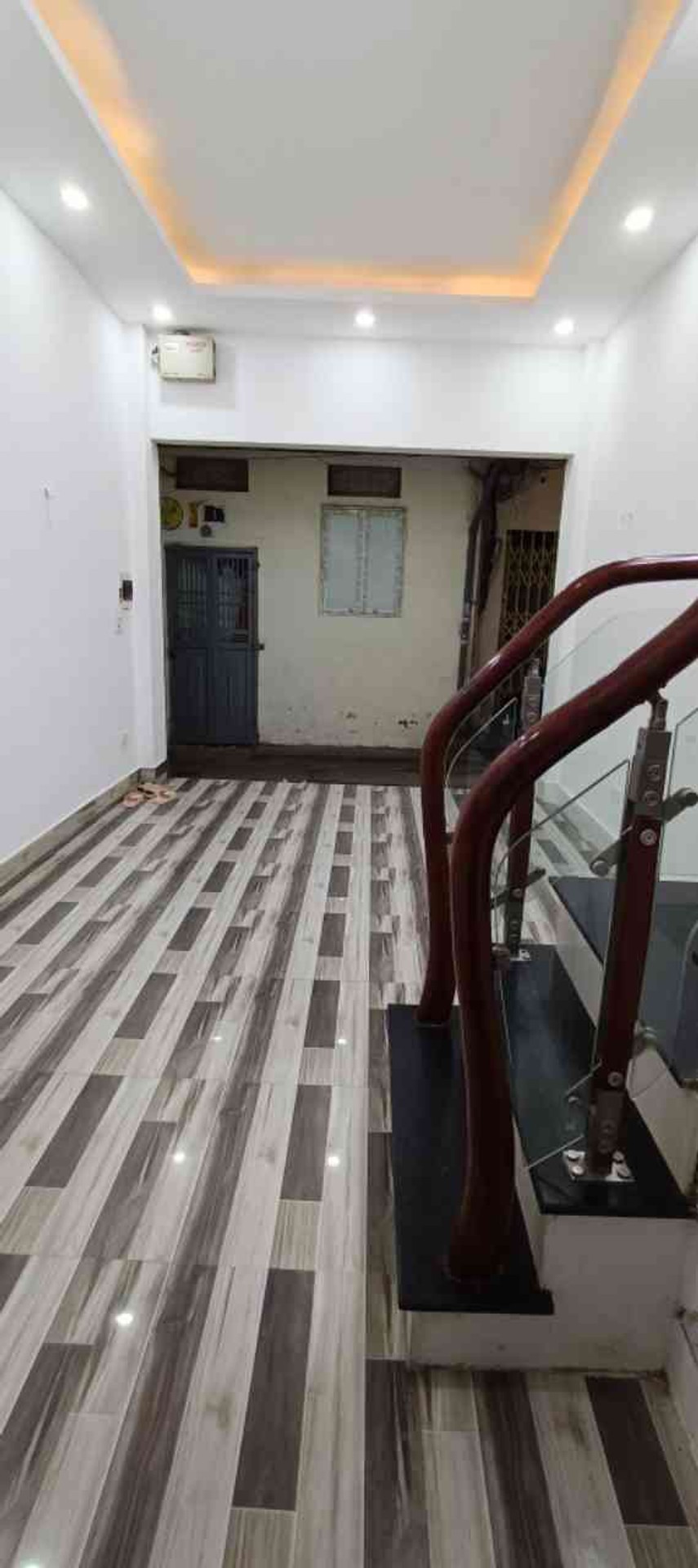 Bán nhà chùa Liên phái - diện tích 25m2 4 tầng - Ngõ thông ô tô tránh - giá 6,5 tỷ